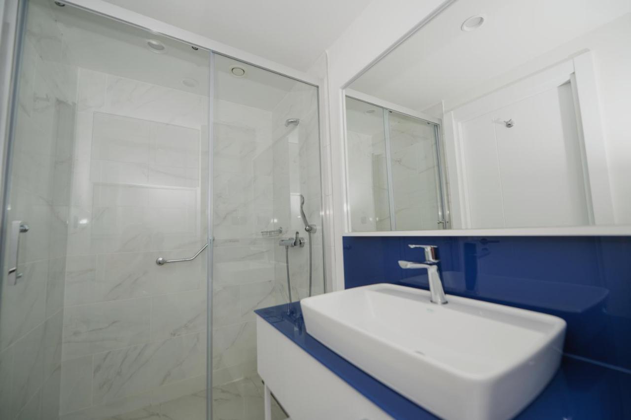 Orbi Sea Breeze Apartments Батуми Экстерьер фото
